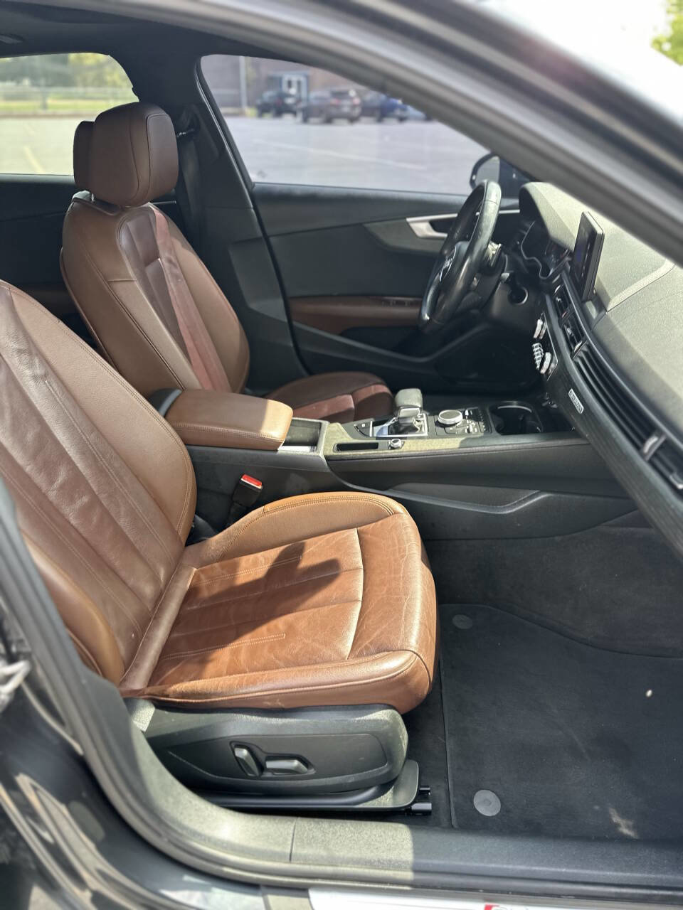 Used 2018 Audi A4 2.0T Premium w/ Convenience Package image 11