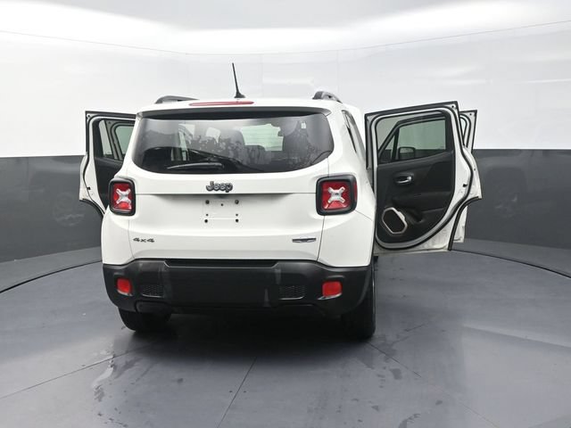 Used 2017 Jeep Renegade Latitude AWD/4WD image 44