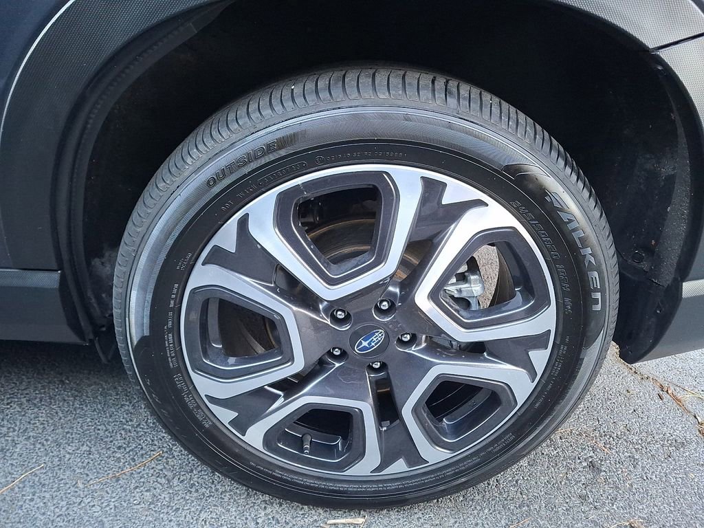 Used 2023 Subaru Ascent Touring image 6