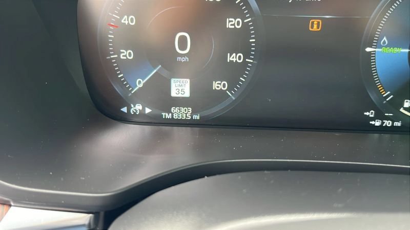 Used 2021 Volvo XC60 T8 Inscription Expression AWD/4WD image 27