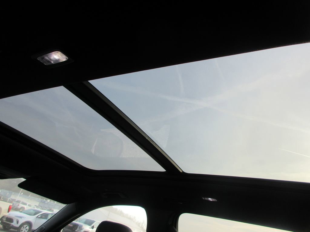 New 2026 GMC Acadia AT4 image 19