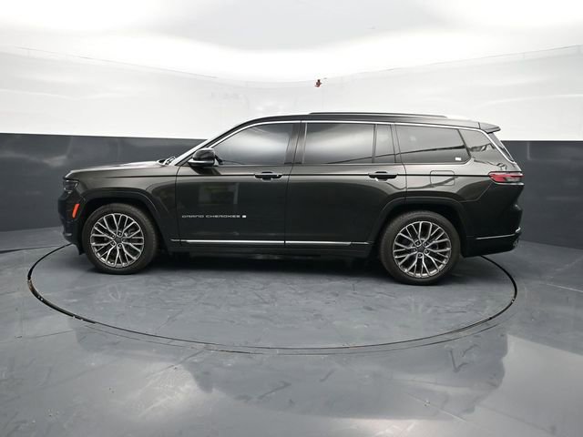 Used 2023 Jeep Grand Cherokee L Summit AWD/4WD image 5