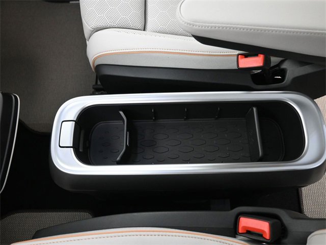 New 2025 Volkswagen ID. Buzz 1st Edition image 6