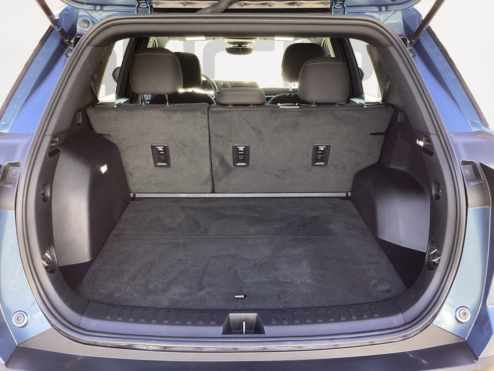 Used 2025 Chevrolet Equinox LT w/ Safety and Technology Package image 16