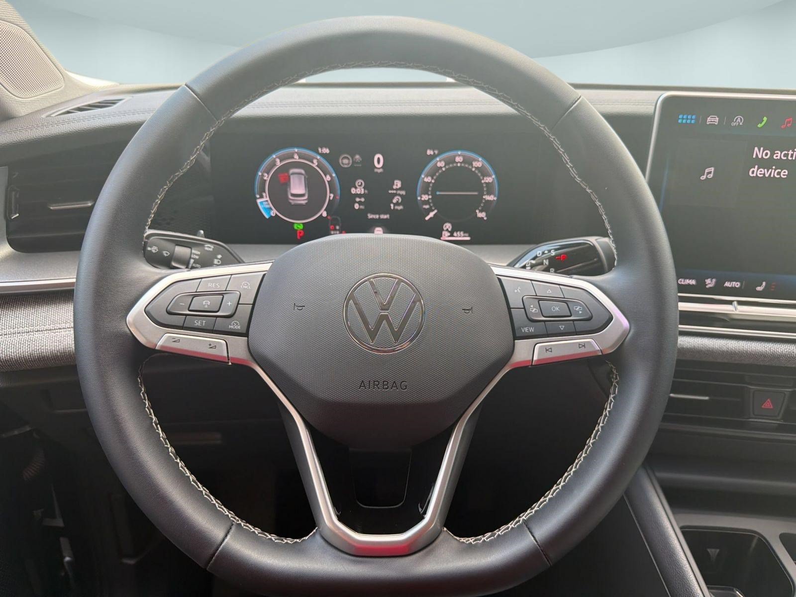 Certified 2026 Volkswagen Tiguan S FWD image 11