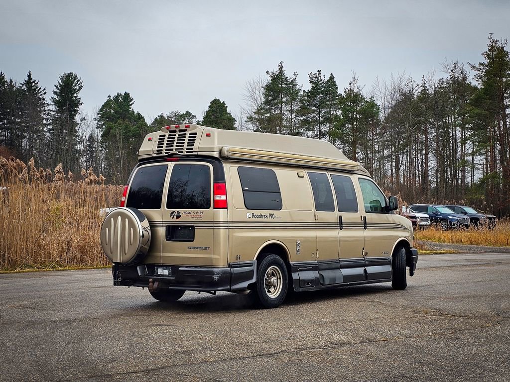 Used 2006 Chevrolet Express 3500 Extended w/ Power and Light Package image 4