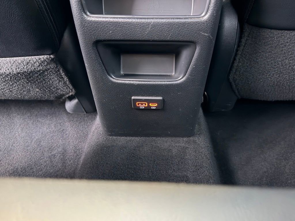 Used 2019 Nissan Sentra SR w/ Premium Package (SR) image 28