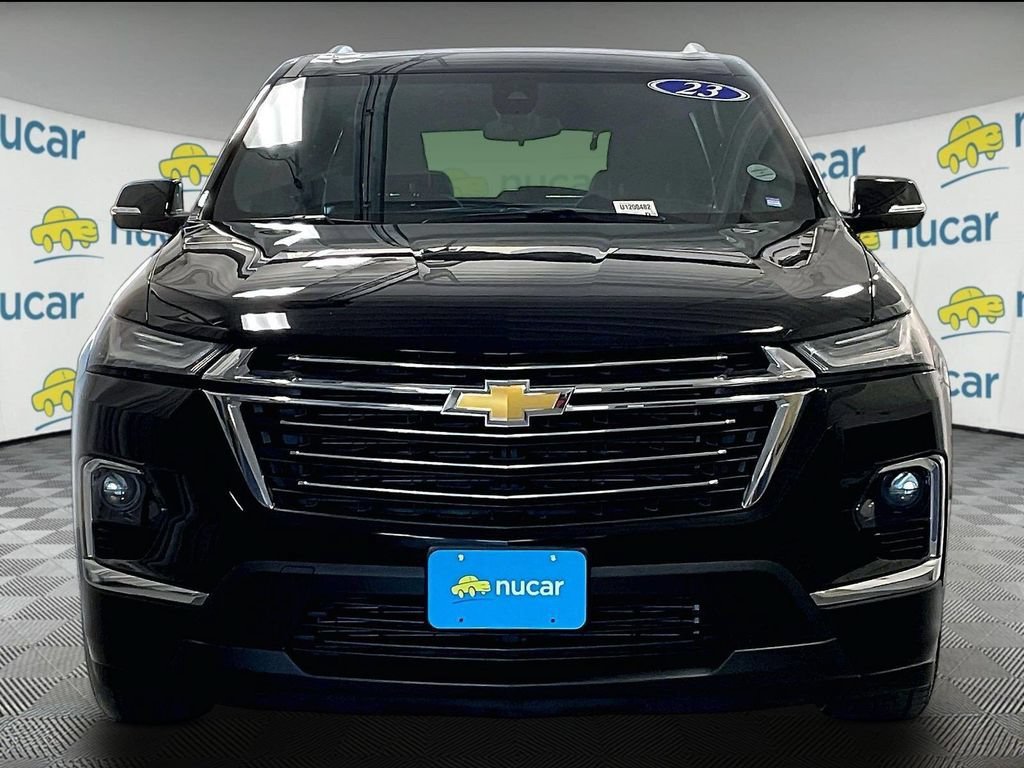 Used 2023 Chevrolet Traverse LT AWD/4WD image 2