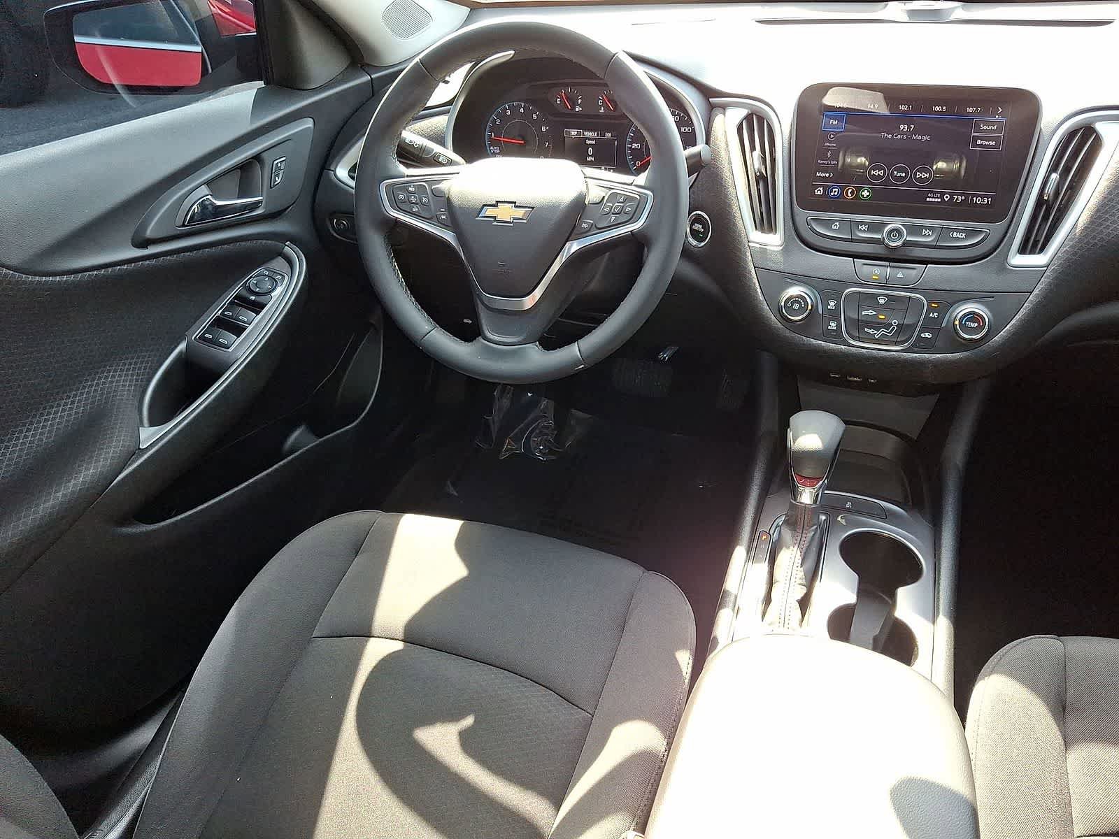 Used 2023 Chevrolet Malibu RS FWD image 10