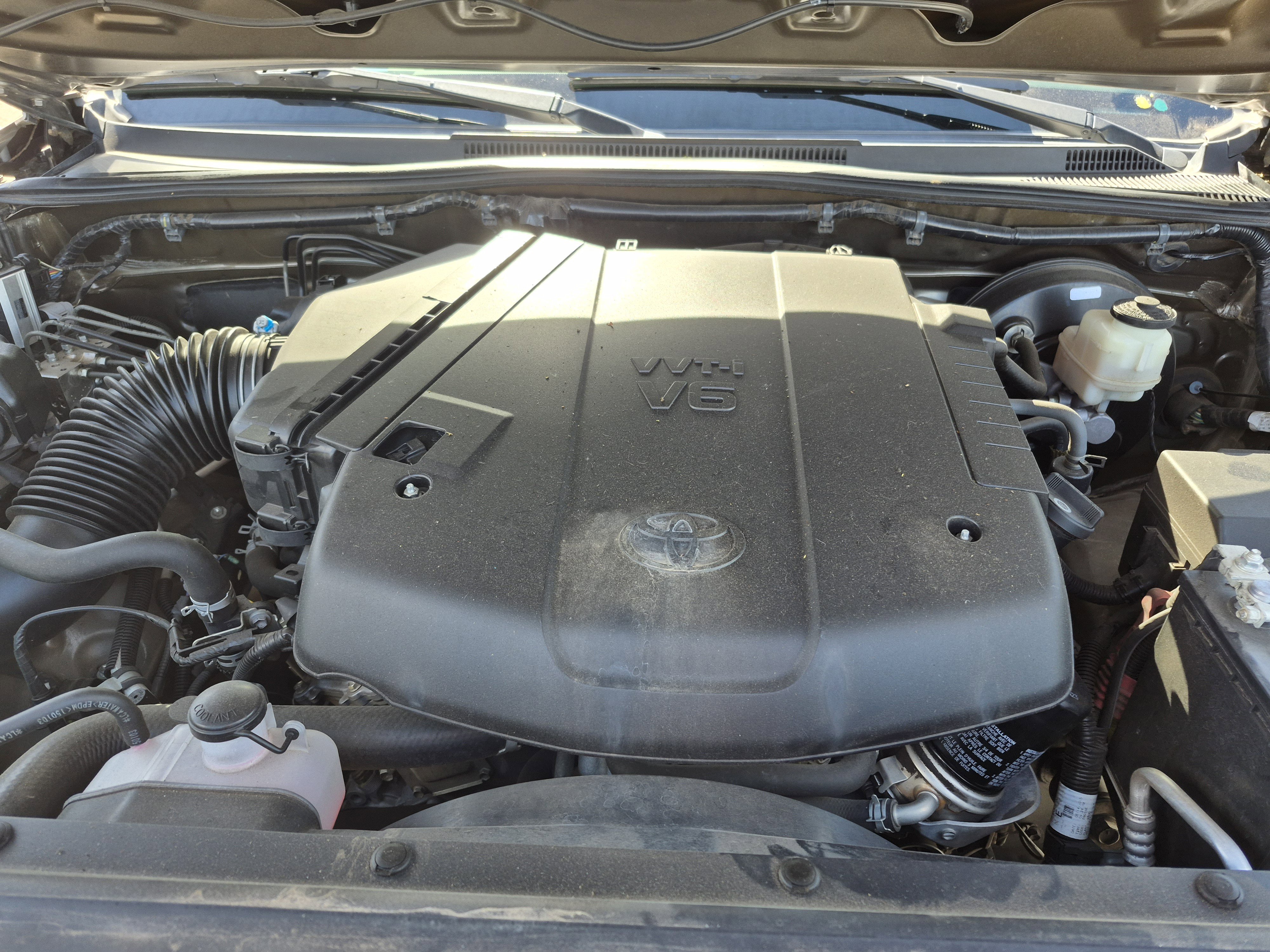 Used 2015 Toyota Tacoma PreRunner w/ TRD Sport Package RWD image 23