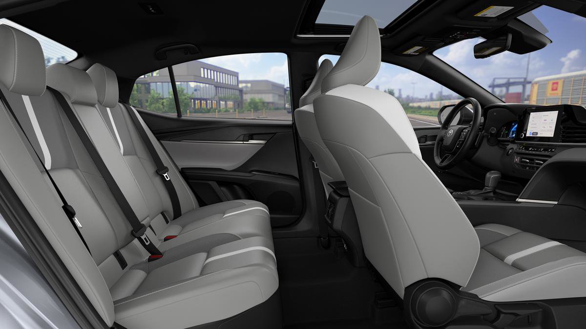 New 2026 Toyota Camry SE image 2