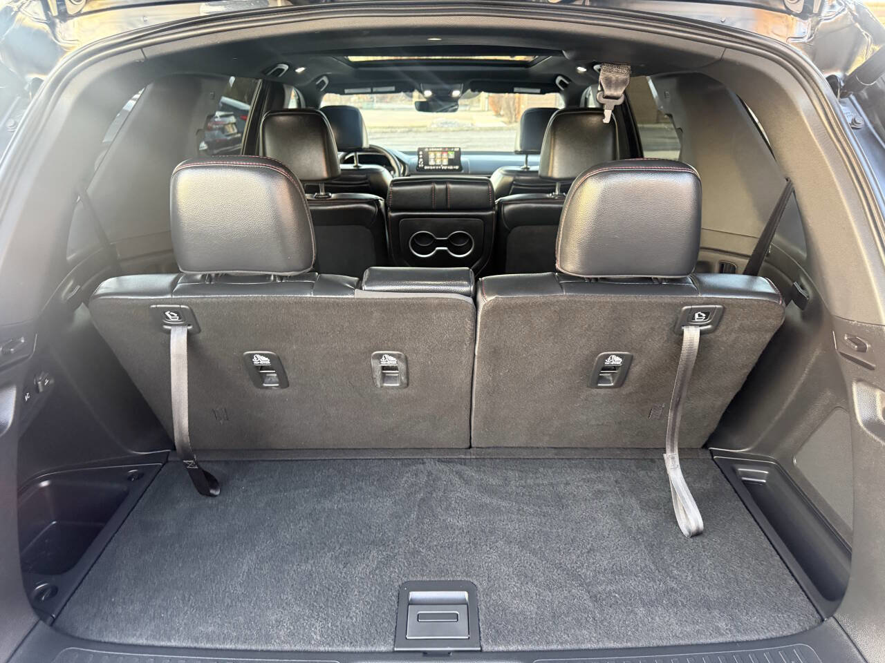 Used 2025 Honda Pilot Black Edition image 23