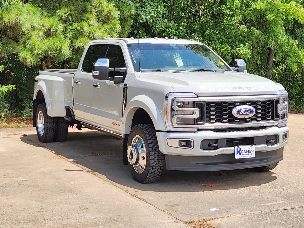 Used 2026 Ford F450 Platinum w/ Platinum Plus Package AWD/4WD image 3