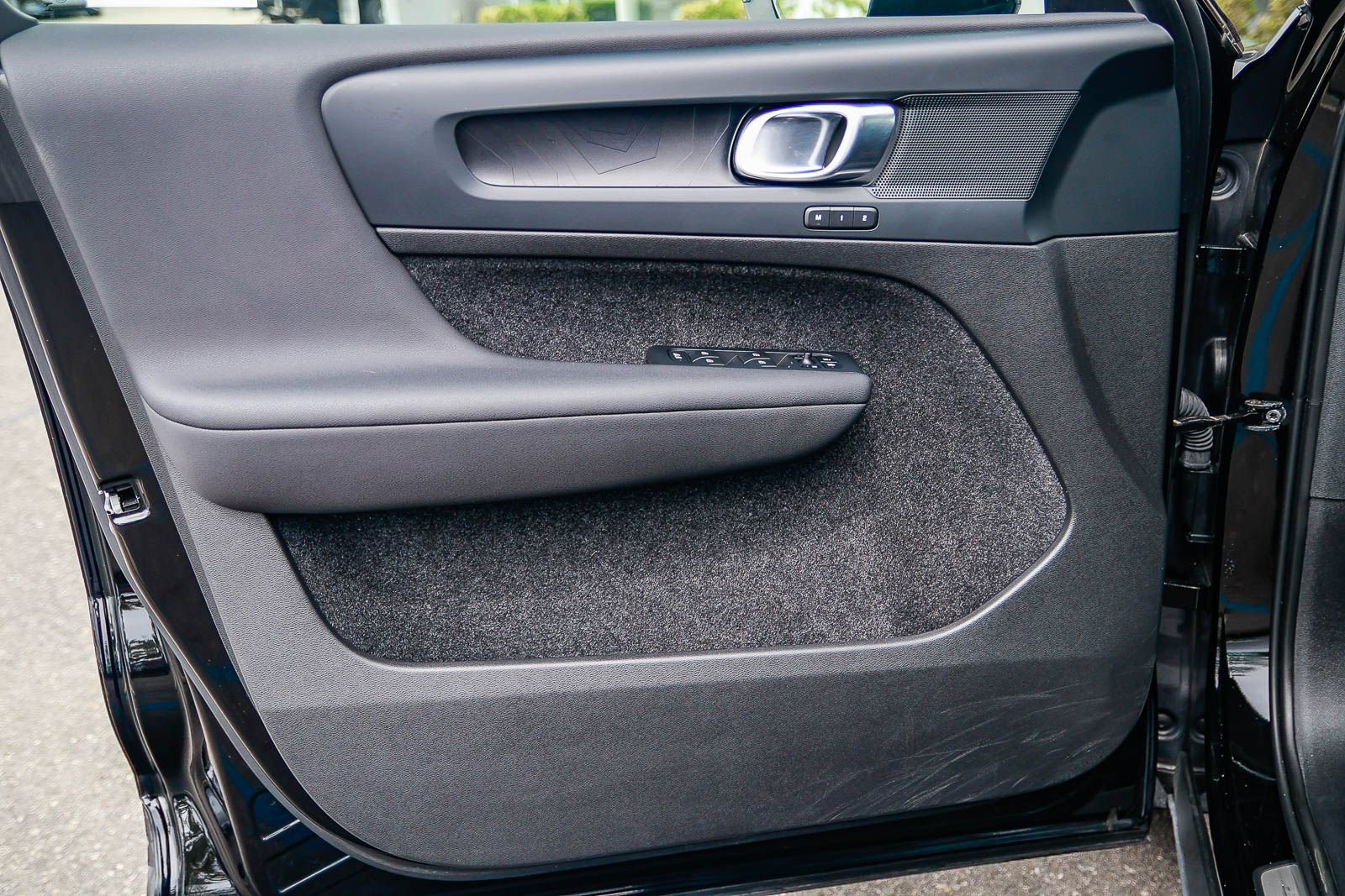 Used 2023 Volvo C40 P8 Recharge Plus w/ Protection Package Premier AWD/4WD image 22