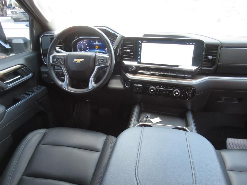 Used 2025 Chevrolet Silverado 2500 LT w/ All Star Edition image 13