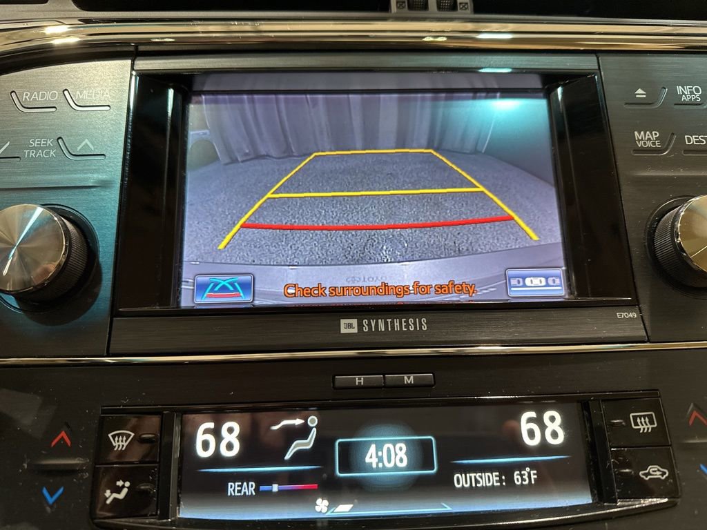 Used 2014 Toyota Avalon Limited image 12