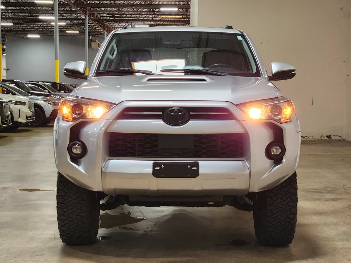 Used 2023 Toyota 4Runner TRD Off-Road Premium AWD/4WD image 2
