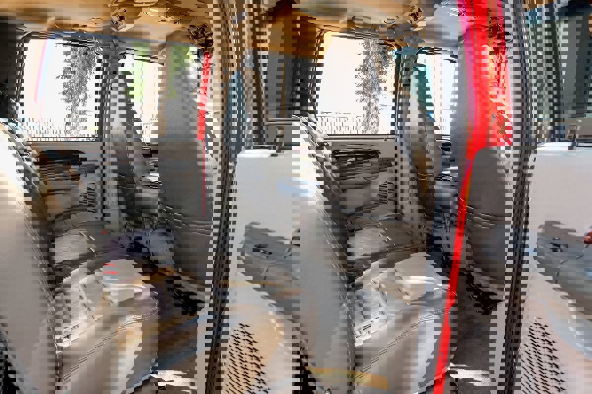 Used 2004 Ford Excursion Eddie Bauer image 29