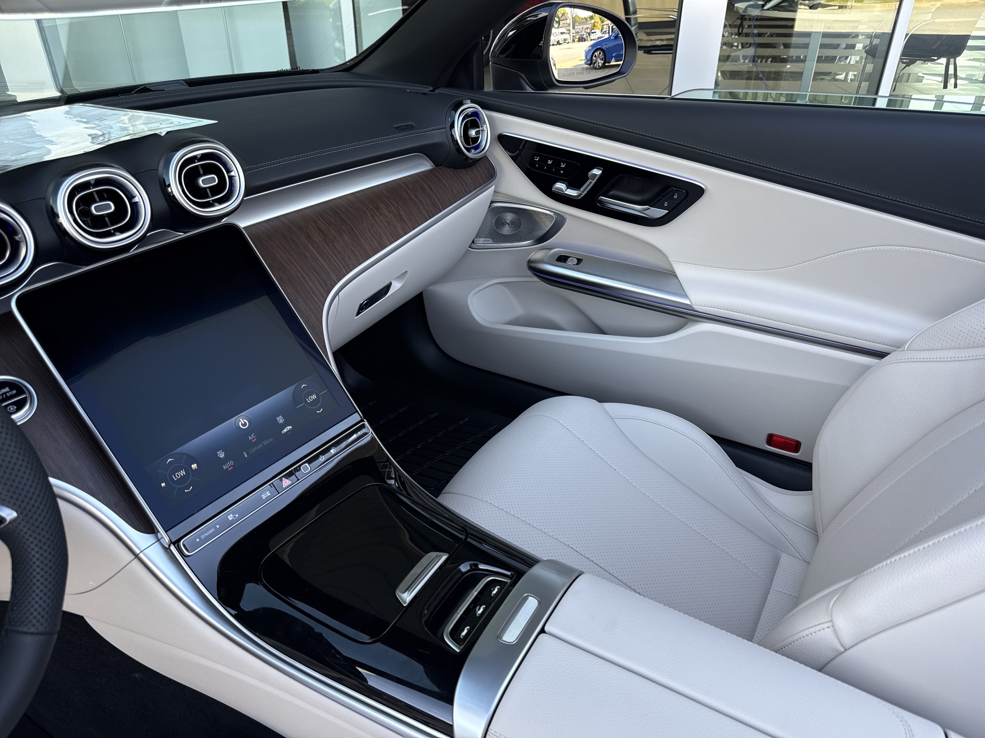 New 2027 Mercedes-Benz CLE 300 4MATIC Cabriolet image 26