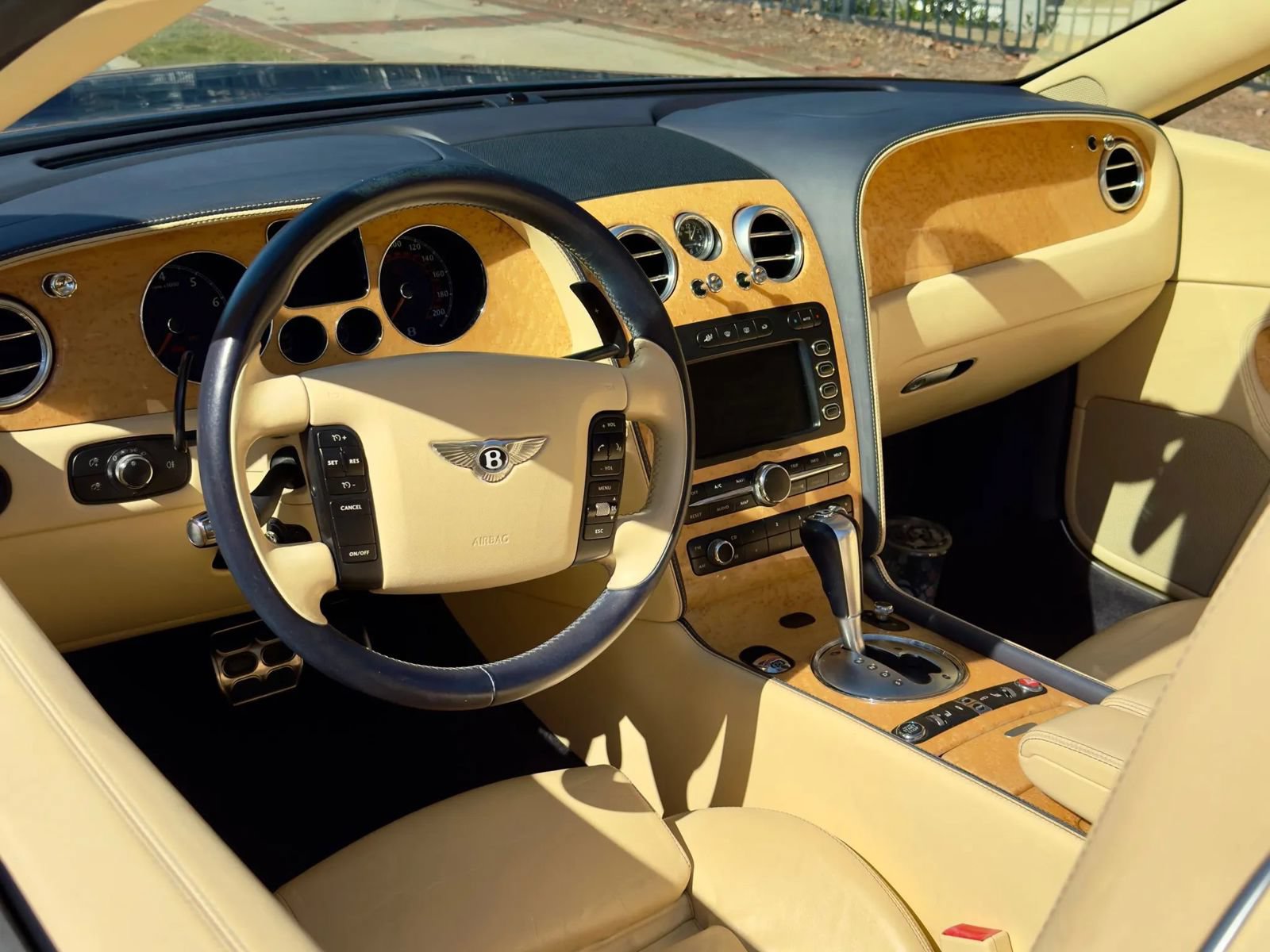 Used 2008 Bentley Continental GTC AWD/4WD image 9