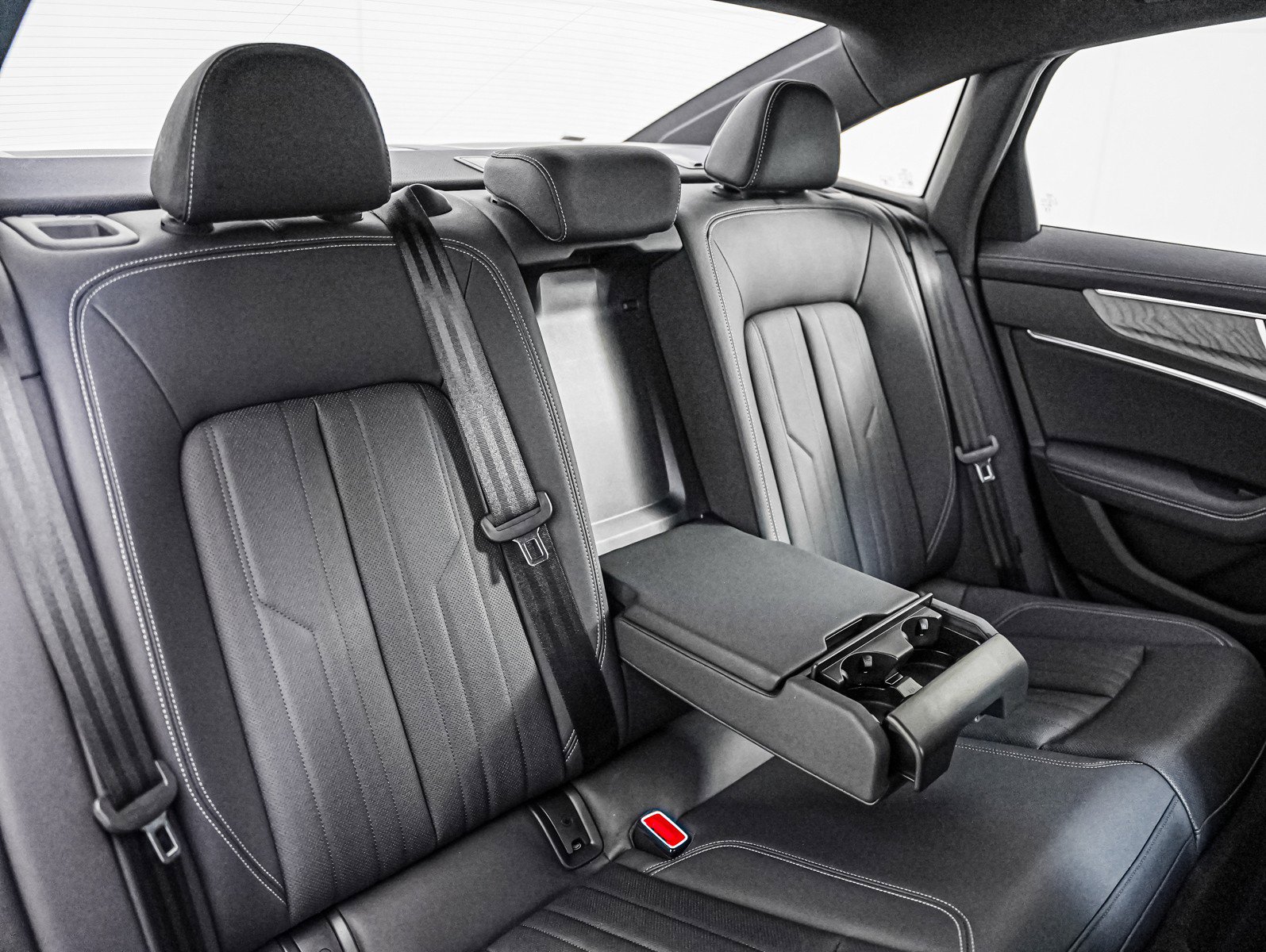 Certified 2025 Audi A6 Premium Plus w/ Premium Plus Package image 14