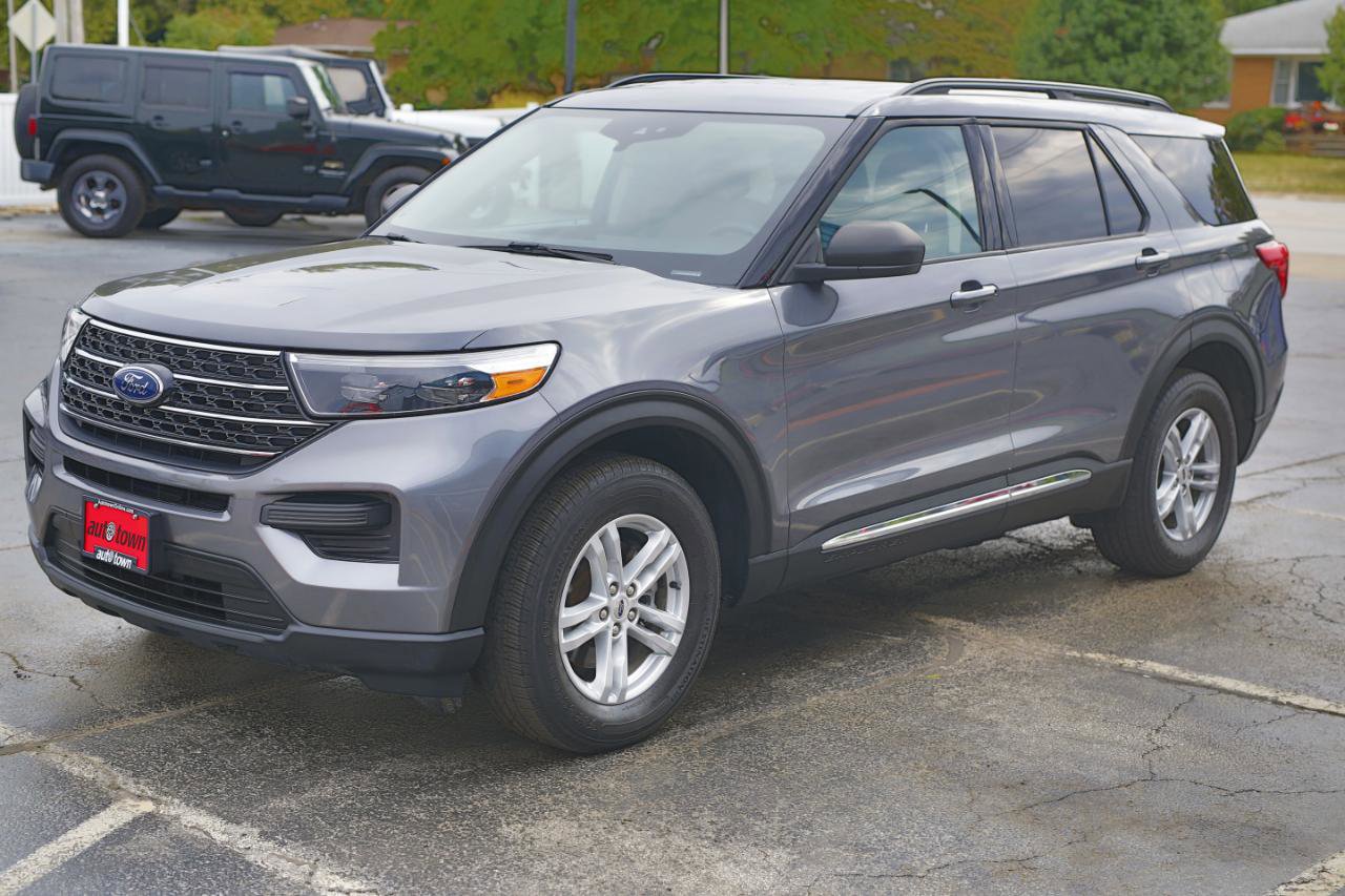 Used 2021 Ford Explorer XLT image 5