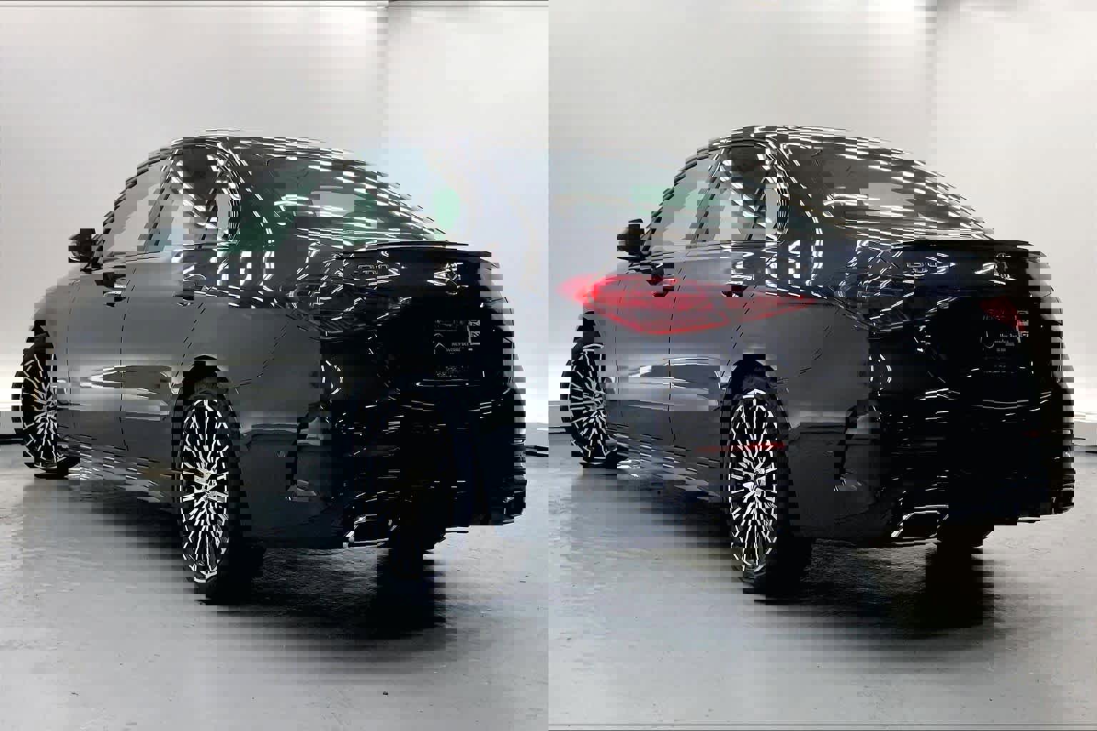 Used 2023 Mercedes-Benz C 300 Sedan image 2