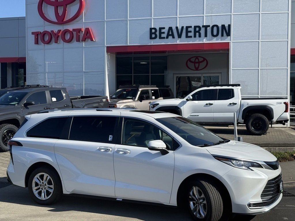 Certified 2023 Toyota Sienna Limited