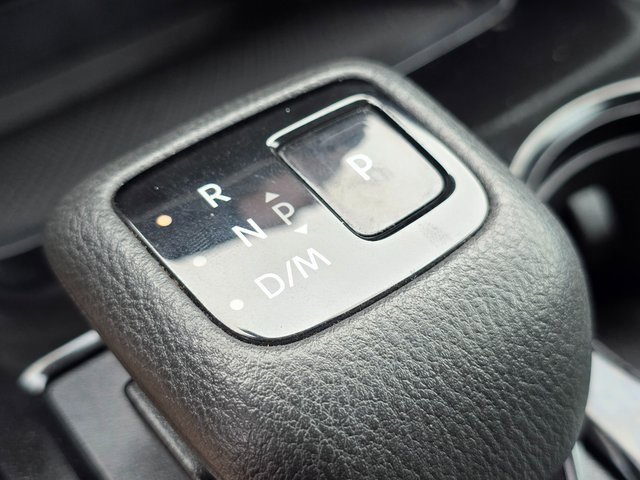 Used 2023 Nissan Rogue SV image 30