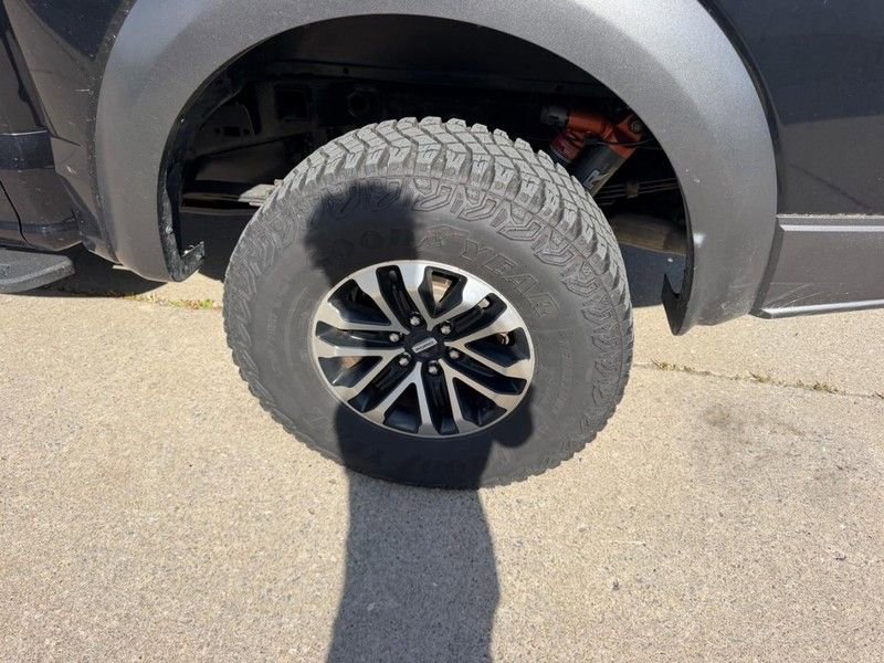 Used 2020 Ford F150 Raptor w/ Equipment Group 802A Luxury AWD/4WD image 6