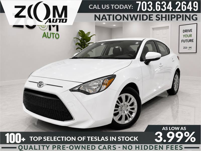 Used 2020 Toyota Yaris L FWD image 1