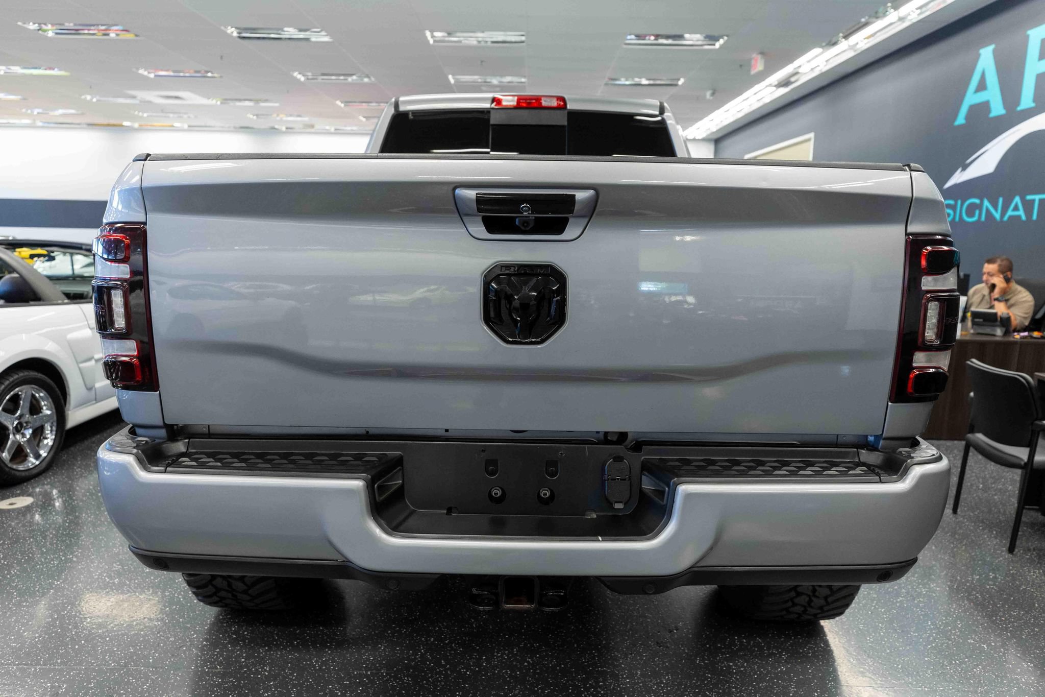 Used 2019 RAM 2500 Laramie AWD/4WD image 6