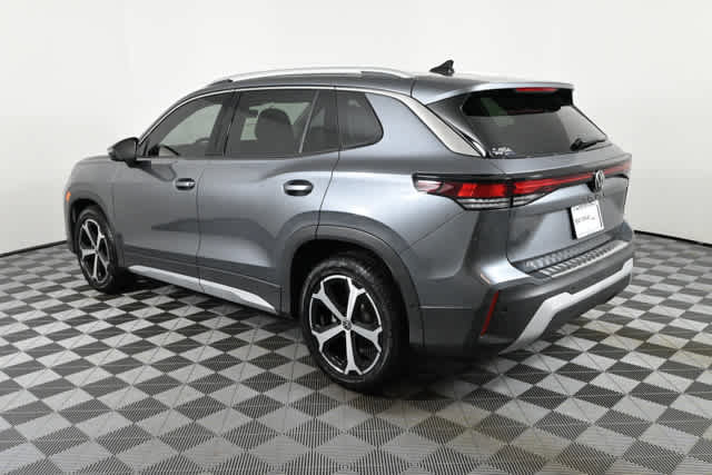 New 2026 Volkswagen Tiguan SE FWD image 11