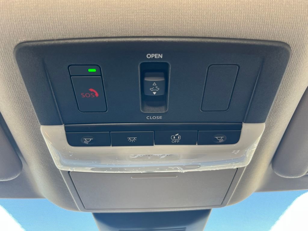 New 2025 Nissan Sentra SV w/ SV Premium Package image 32