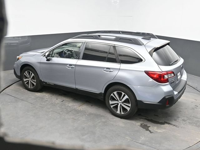 Used 2019 Subaru Outback 2.5i Limited AWD/4WD image 23