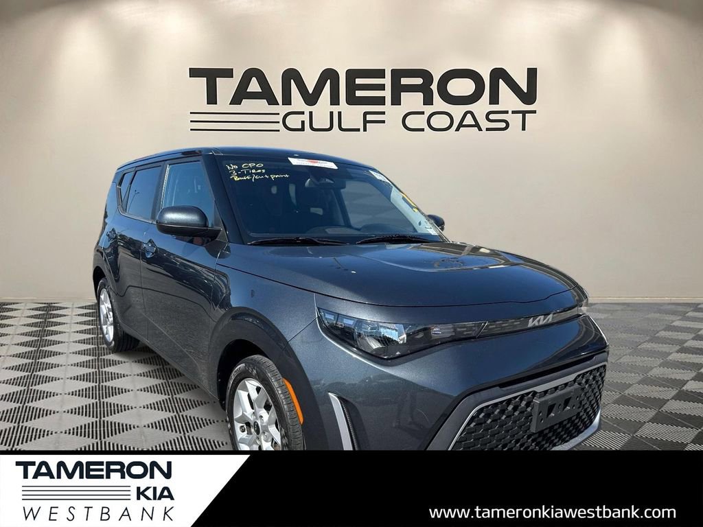 Used 2023 Kia Soul LX w/ LX Technology Package image 1