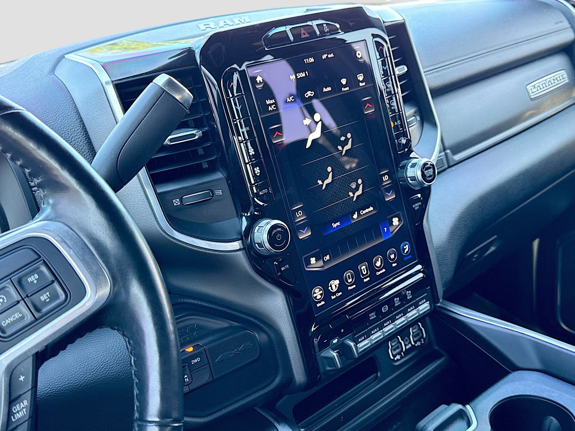 Used 2020 RAM 2500 Laramie image 26