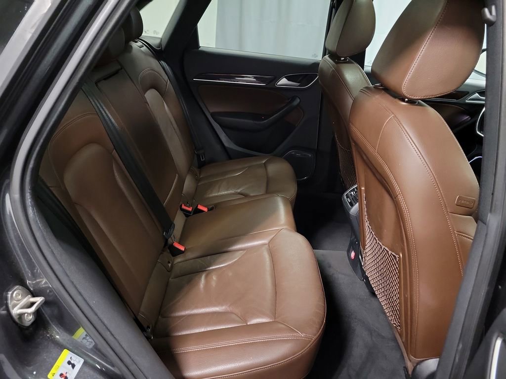 Used 2018 Audi Q3 2.0T Premium Plus w/ Premium Plus Package image 27