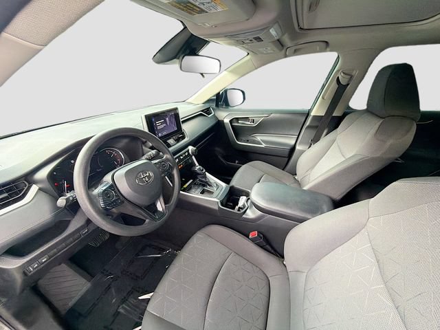 Used 2024 Toyota RAV4 XLE w/ Convenience Package FWD image 20