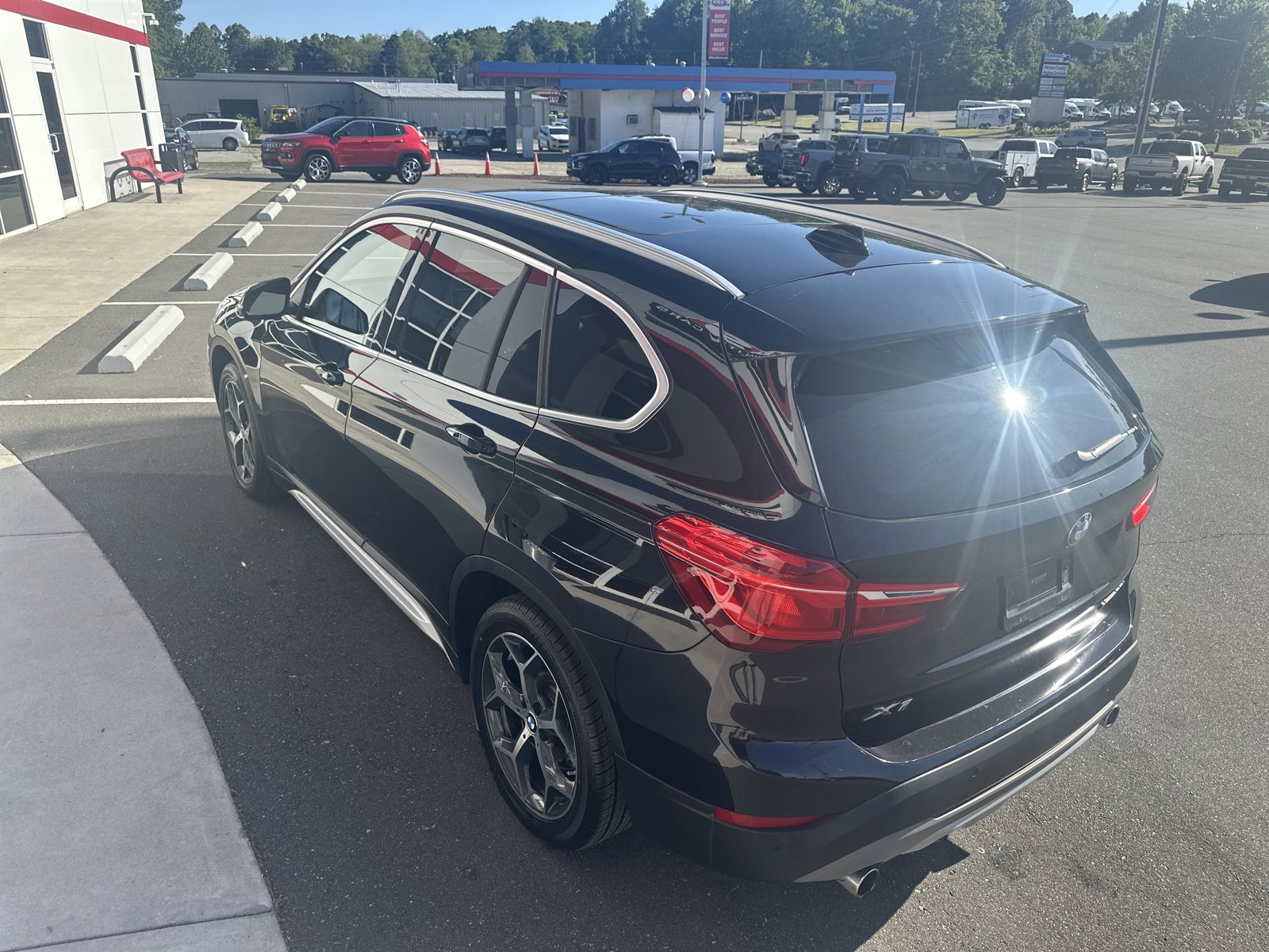 Used 2019 BMW X1 xDrive28i w/ Convenience Package AWD/4WD image 6