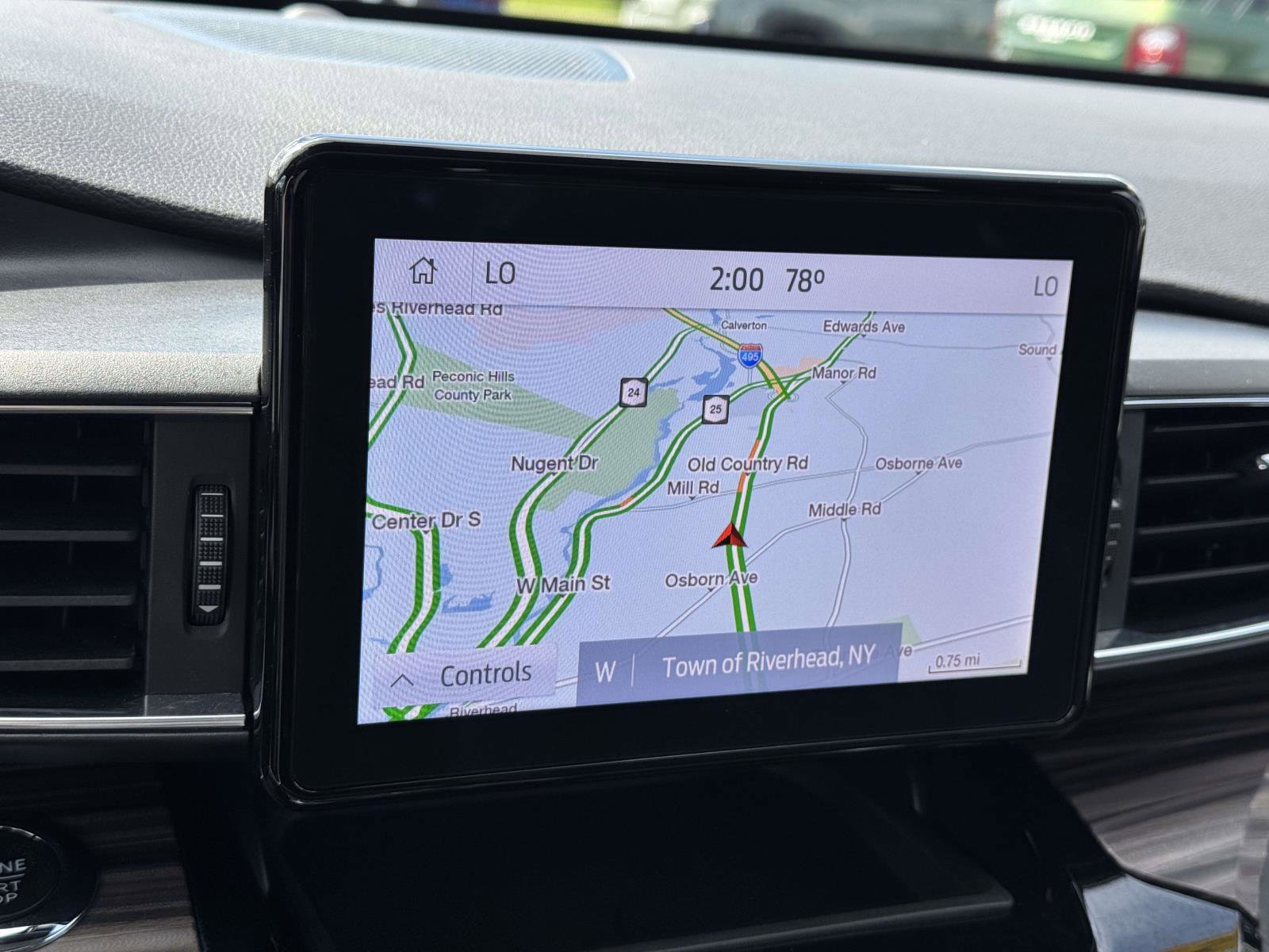 Used 2022 Ford Explorer Limited w/ Hybrid Equipment Group 310A image 27