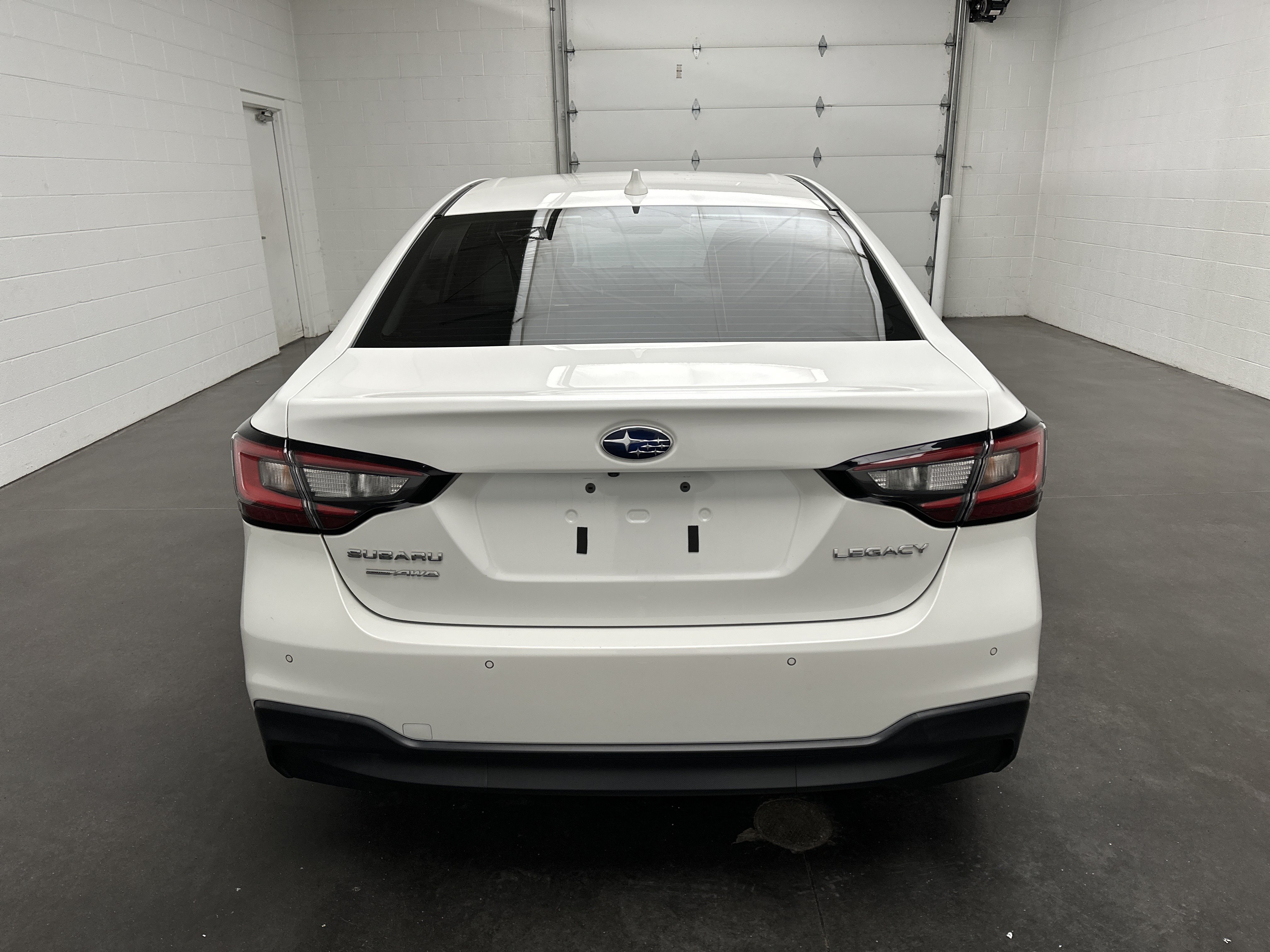 Used 2024 Subaru Legacy Limited AWD/4WD image 9