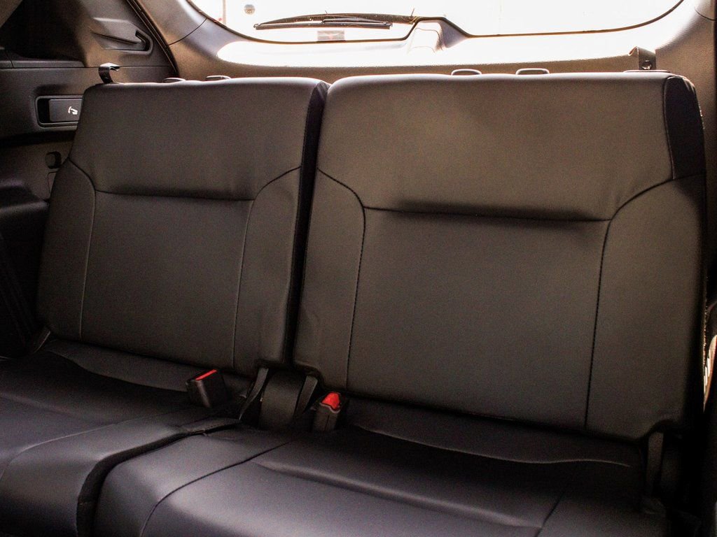 New 2025 Mitsubishi Outlander SE image 36