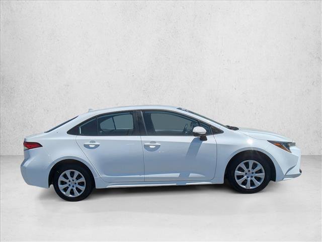 Used 2024 Toyota Corolla LE FWD image 4