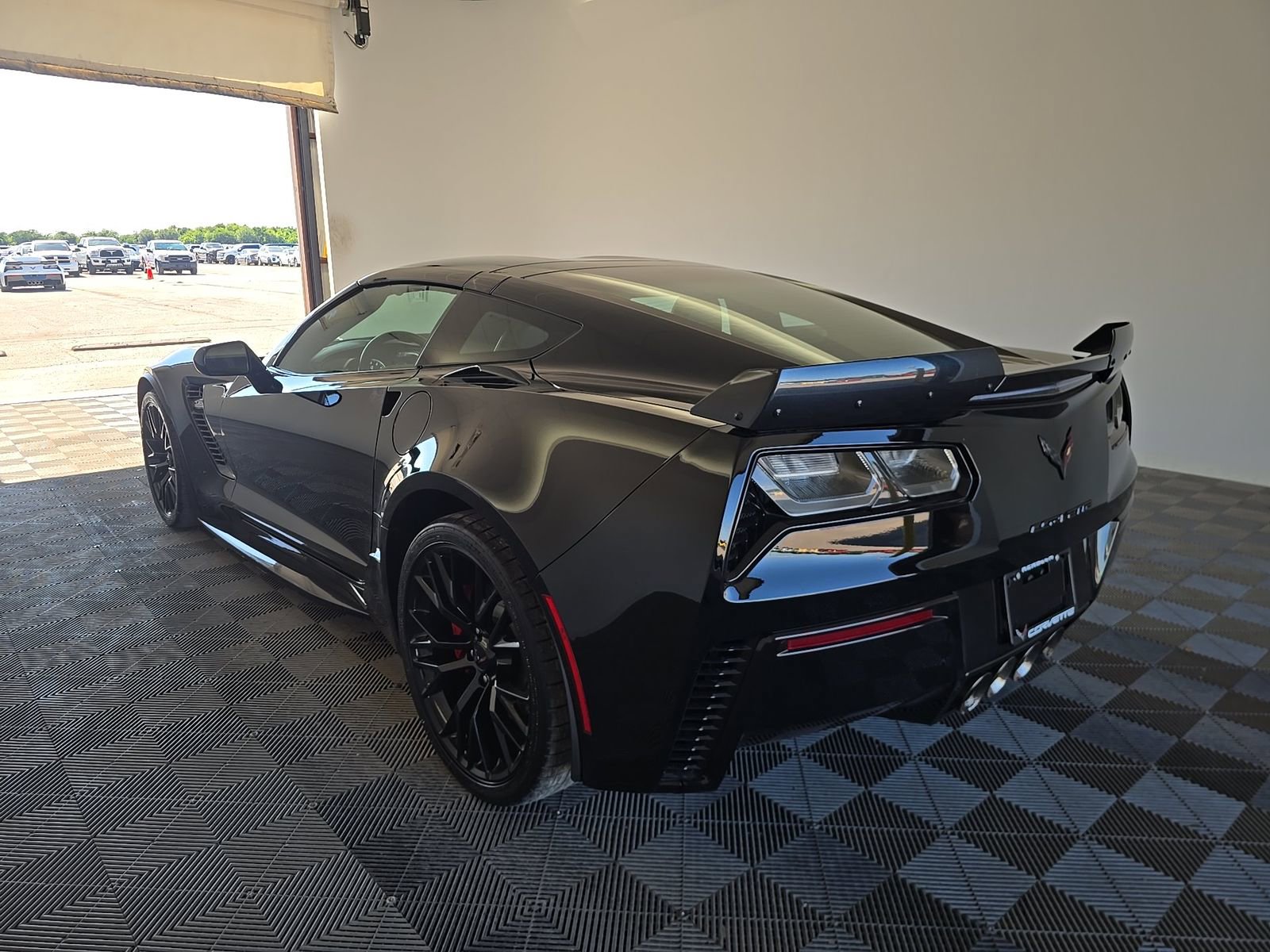 Used 2019 Chevrolet Corvette Z06 RWD image 7