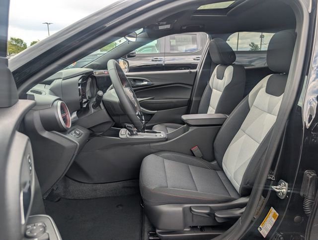 New 2026 Chevrolet Trax RS w/ Sunroof Package FWD image 5