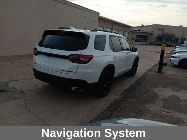 New 2025 Honda Pilot Black Edition image 4