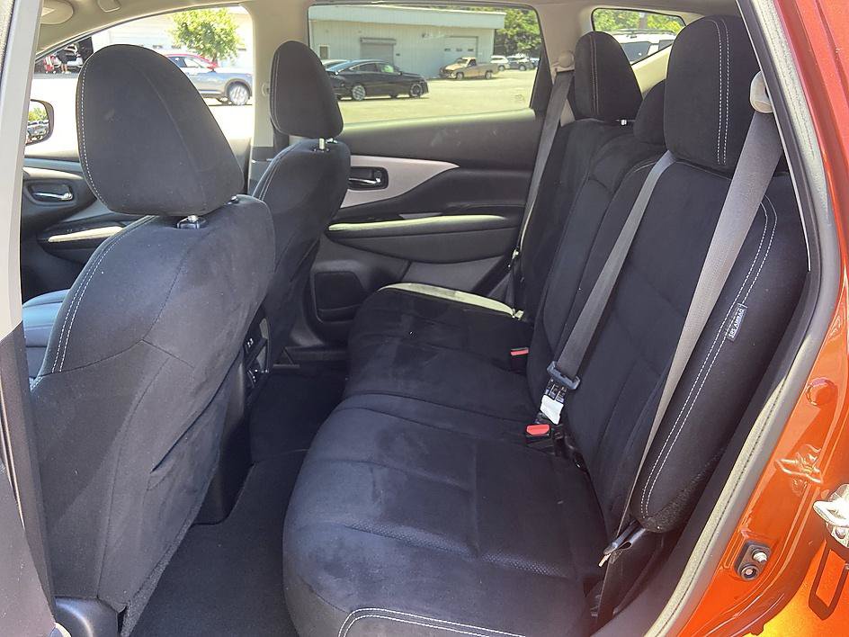 Used 2021 Nissan Murano SV FWD image 12