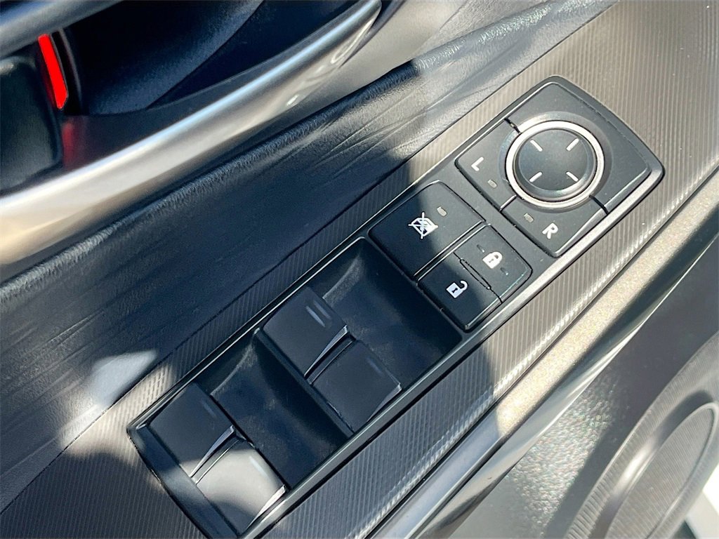 Used 2022 Lexus IS 350 F Sport image 17