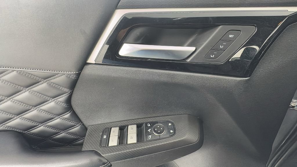 Used 2022 Mitsubishi Outlander SEL image 21